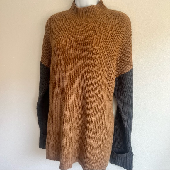 Colorblock chunky knit sweater - Picture 7 of 9